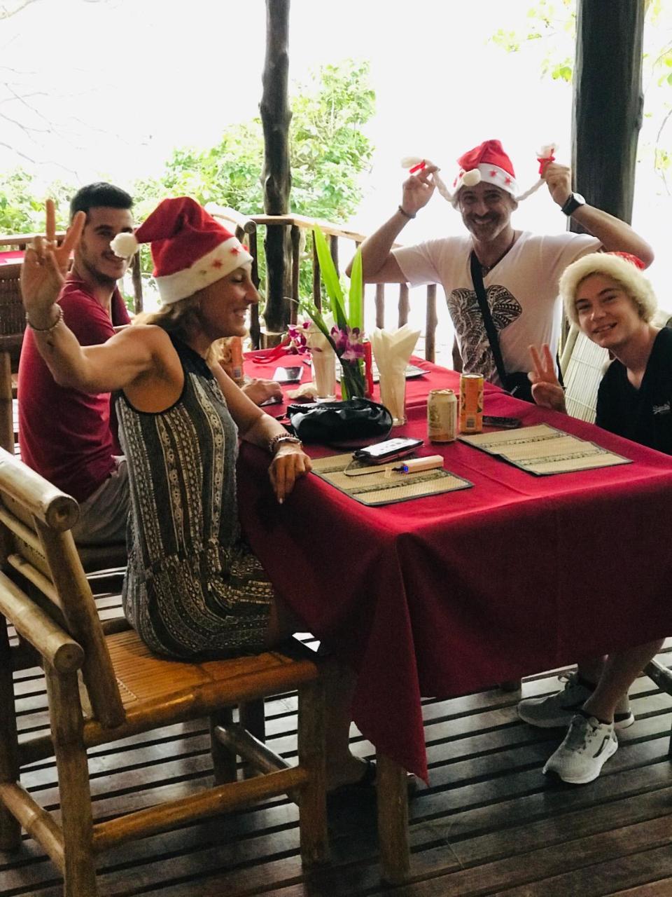Sunwaree Phi Phi Resort 외부 사진